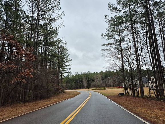 4th image of 7489 Hollis Rd