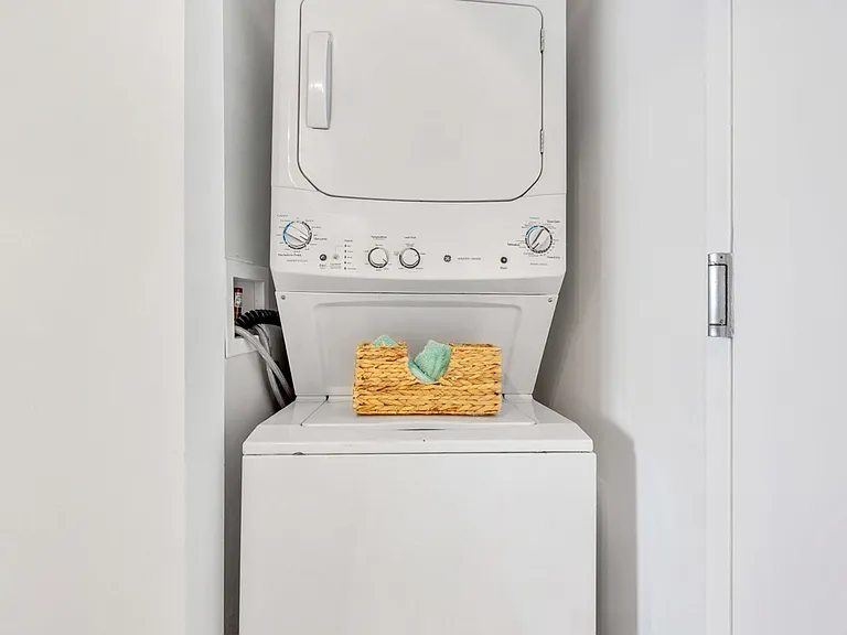 Washer/Dryer