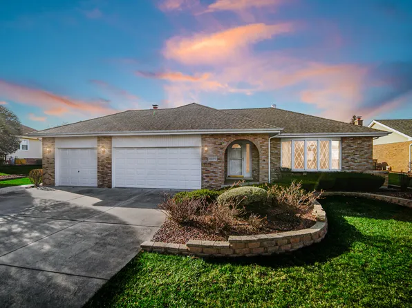 8855 Carnoustie Dr, Orland Park, IL 60462