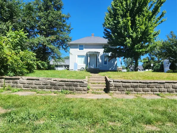 1501 Summit St, Marshalltown, IA 50158