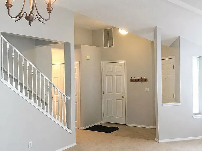 5009 Freeport Ln #A — Photo 4