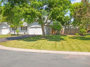 7317 Vinewood Ct, Maple Grove, MN 55311