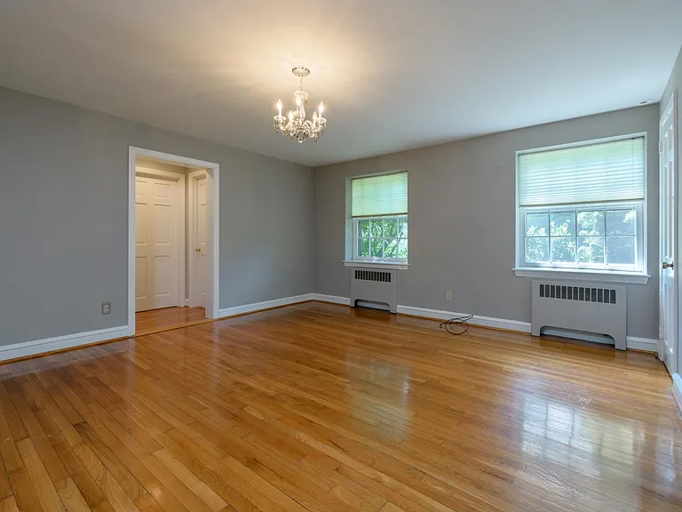 100 Pine Tree Rd — Photo 8