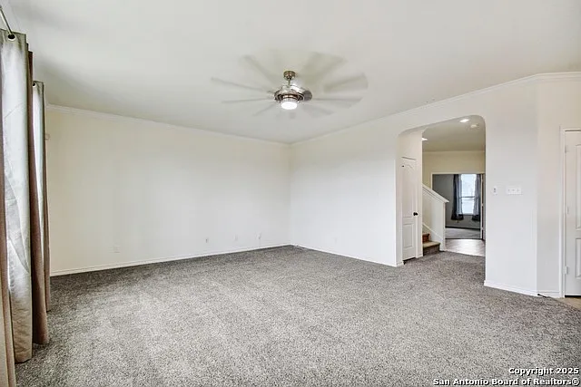 3 bed, 2.5 bath, 2451 sqft, $1,850 — Photo 4