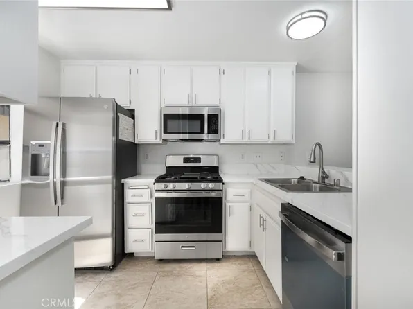 12750 Centralia St Unit 208, Lakewood, CA 90715