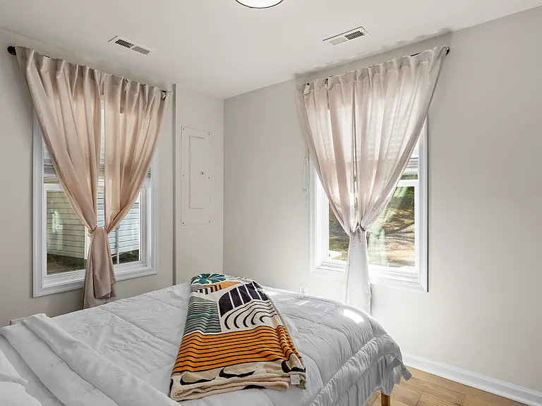 17705 Batestown Rd — Photo 5