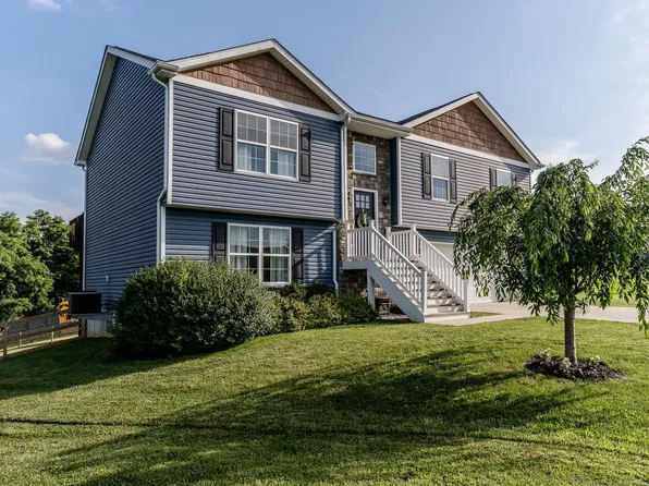 37 Infantry Ct, Hedgesville, WV 25427