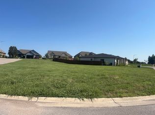 4674 W Emerald Bay Ct, Wichita, KS 67205
