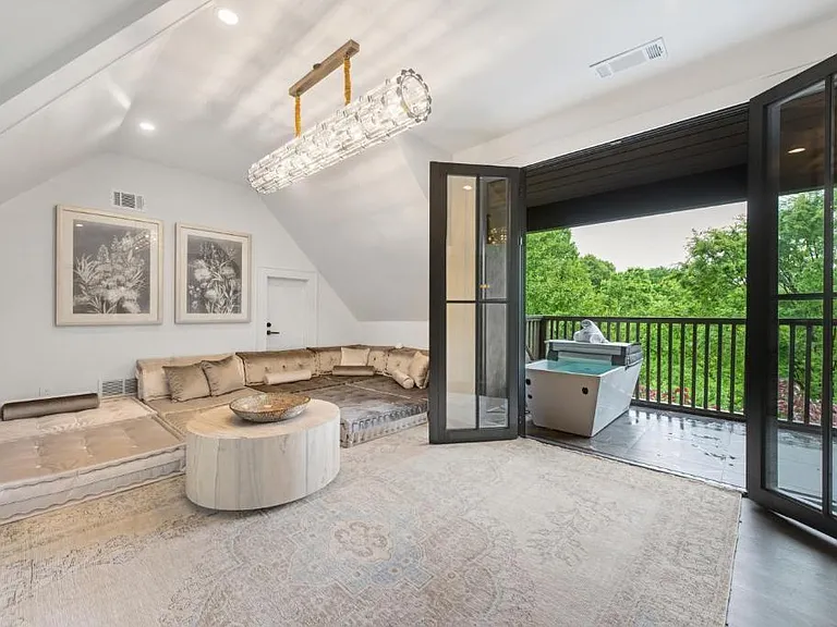 349 N Highland Ave NE #MH — Photo 61