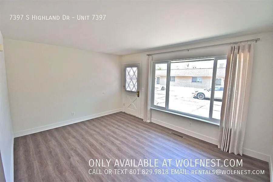 3 bed, 1428 sqft, $1,995 — Photo 2