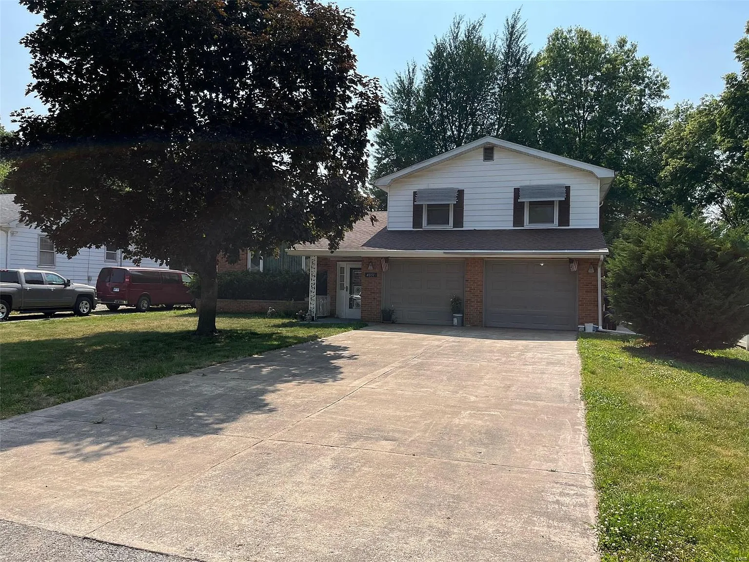 4051 Breckenridge Ln photo 1