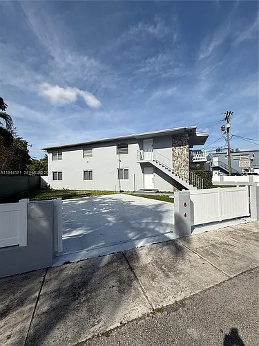 22 SW 55th Avenue Rd #U Photo 1 22 SW 55th Avenue Rd #U Photo 1