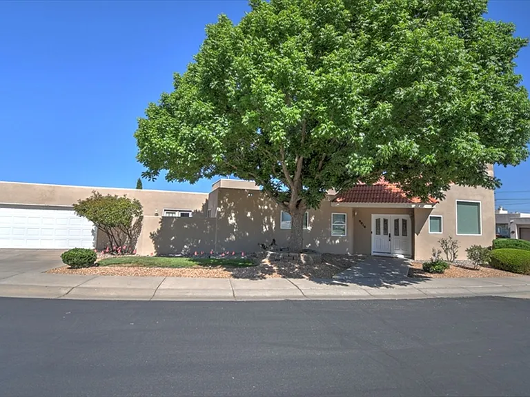 9010 Flushing Meadows Dr NE — Photo 1