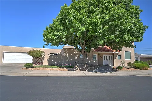 9010 Flushing Meadows Dr NE Photo 1