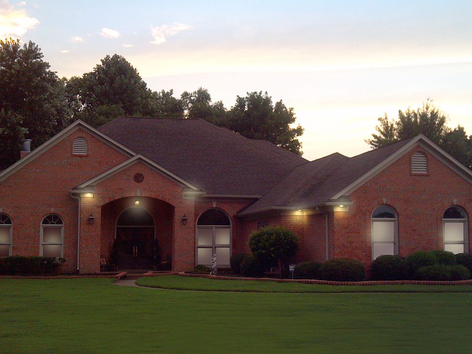1st image of 8820 River Meadow Dr