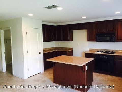 1st image of 3305 Cottonwood Canyon Dr