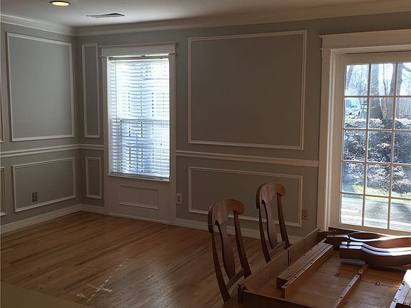 4th image of 702 Sara Cir