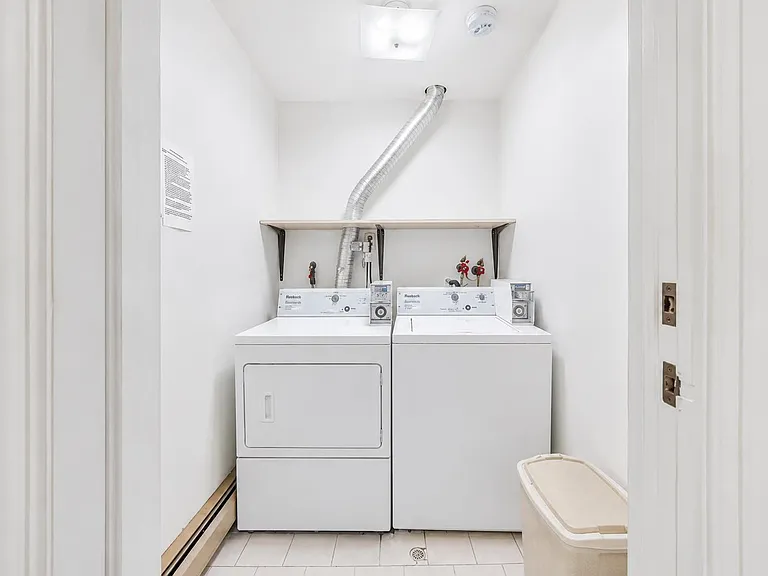 234 Cliff St #1 — Photo 7