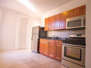 360 S 4th St #1, Brooklyn, NY 11211