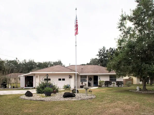 9720 N Genoa Dr, Citrus Springs, FL 34434