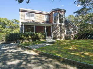 16 Birdie Ln, East Hampton, NY 11937