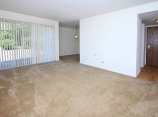 716 Waters Edge Dr APT 109, Lake Villa, IL