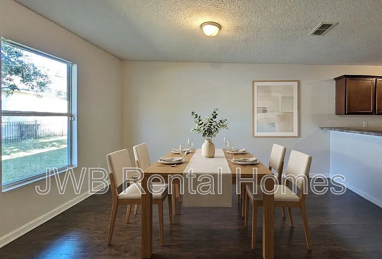 5512 Village Pond Cir — Photo 6