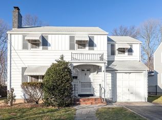 48 Rugby Rd, Cedar Grove, NJ 07009