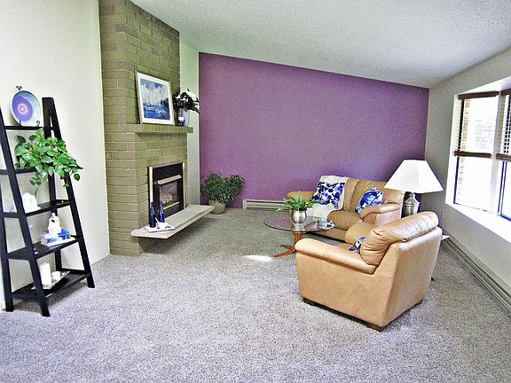 3rd image of 4030 18th Ave NE