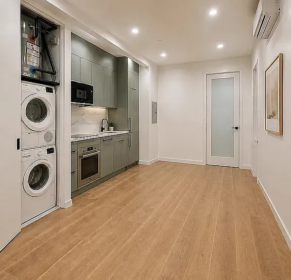 27-16 Newtown Ave #1H — Photo 1