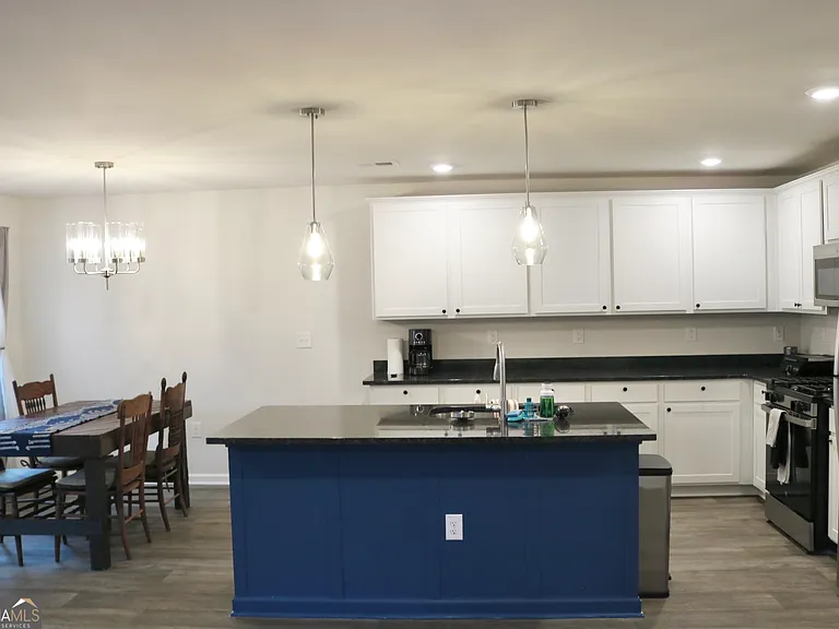 204 River Meadow Dr — Photo 6