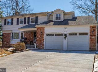 7933 Carrleigh Pkwy, Springfield, VA 22152