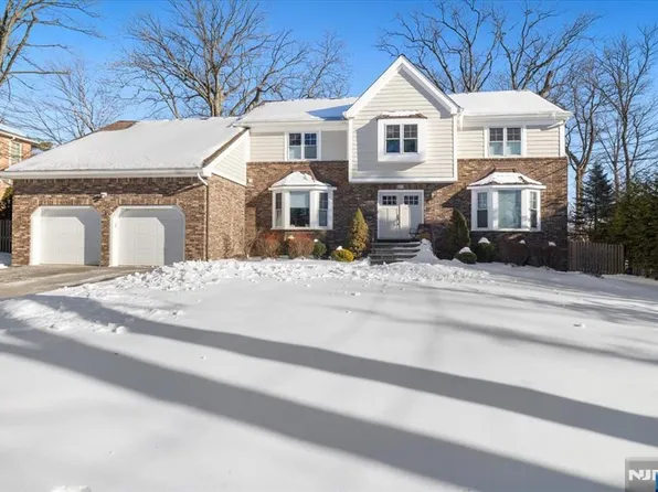 409 Woodland St, Englewood, NJ 07631