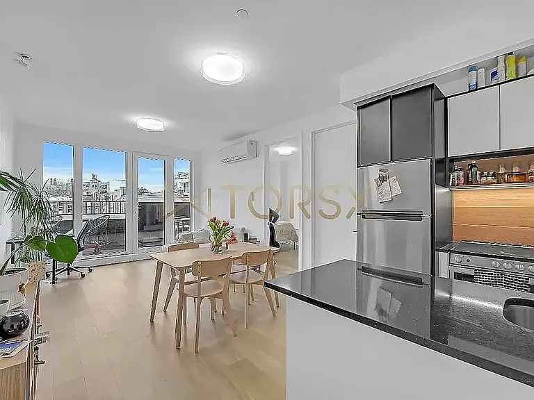 141 Frost St #4D — Photo 6
