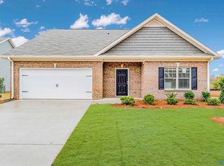 The Phoenix Cottontail Ln, Athens, AL 35613