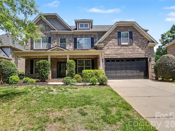 4624 Pebble Run Dr, Matthews, NC 28105
