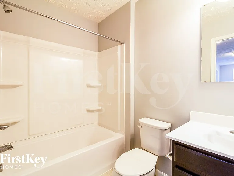 6156 Woodville Dr — Photo 14