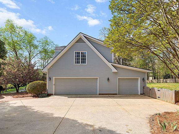3rd image of 4936 Gable Ridge Ln