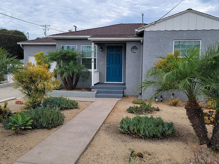 6704 Mohawk St — Photo 2