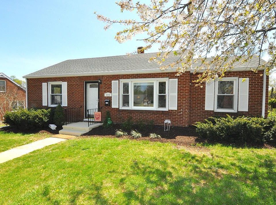 1st image of 2642 Derwent Dr SW
