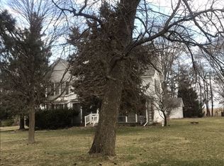 1868 W Egan Rd, Leaf River, IL 61047