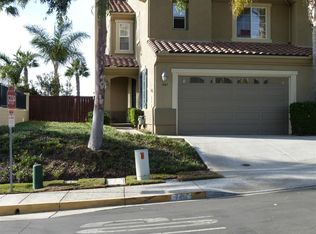 7481 Neptune Dr, Carlsbad, CA 92011