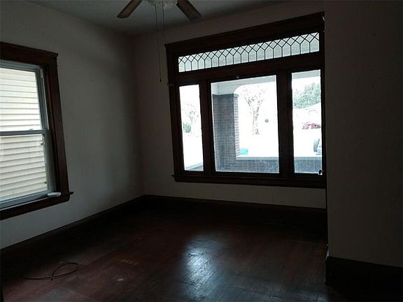 5th image of 440 Glen Ave