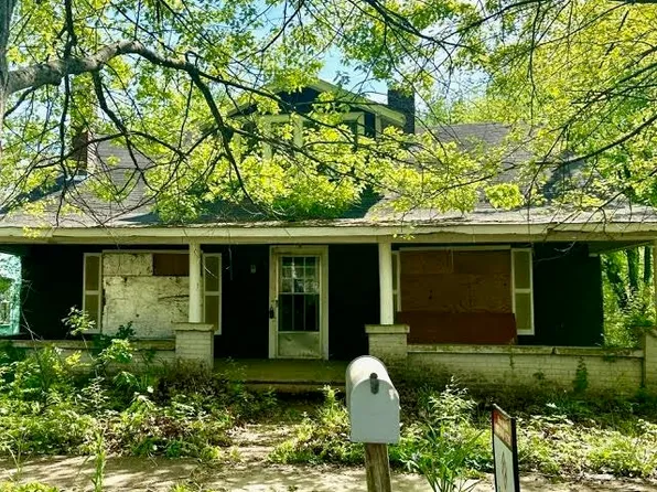 410 Howell St, Florence, AL 35630