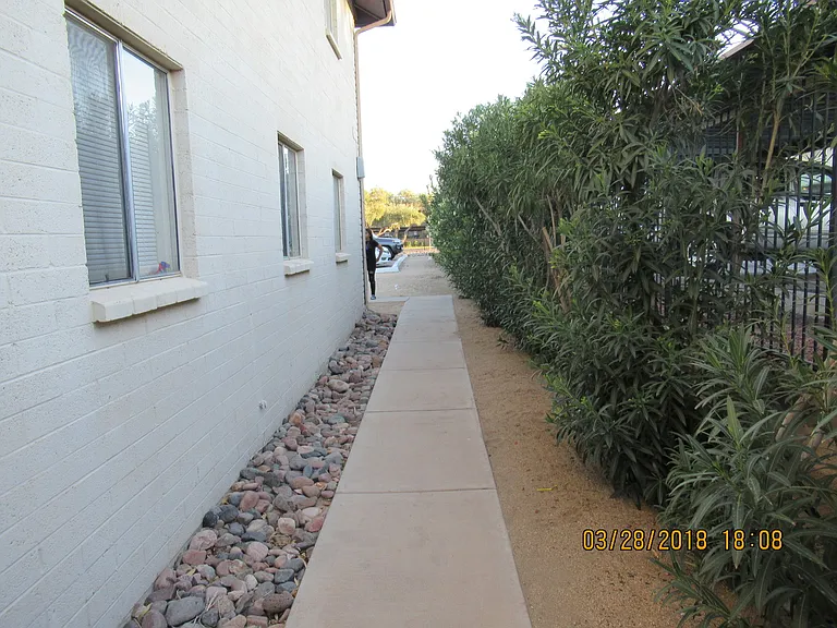 2010 E Sweetwater Ave._SP&Family LLC — Photo 5