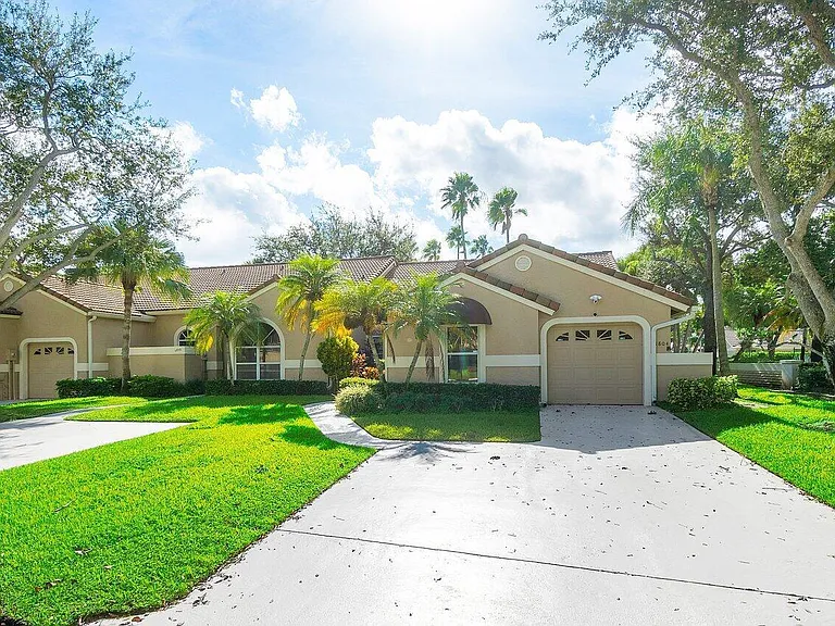 1804 Rosewood Way — Photo 1