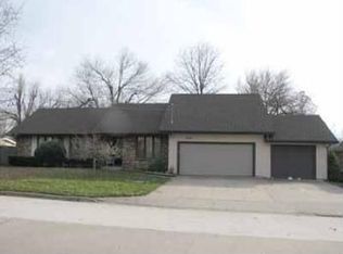 1354 E Lafayette St, Springfield, MO 65804