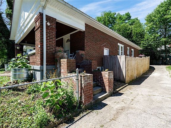 4th image of 353 Cherry Dr