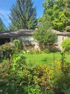 158 Sunrise Dr, Syracuse, NY, 13205