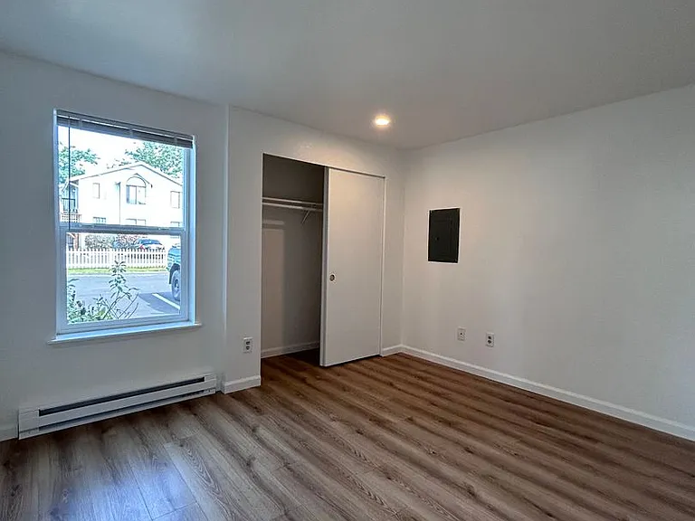 1730 Texas St #1 — Photo 17